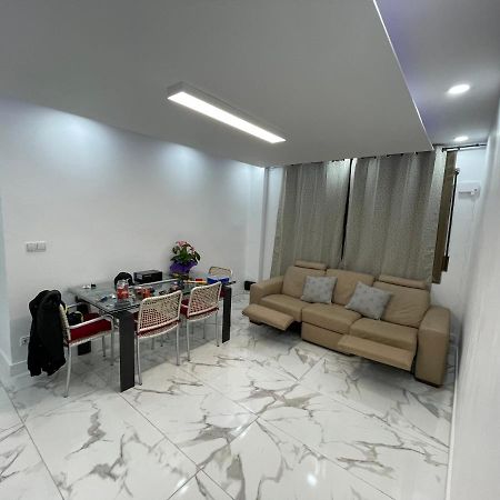Queen Apartments Santa Coloma de Gramanet Extérieur photo